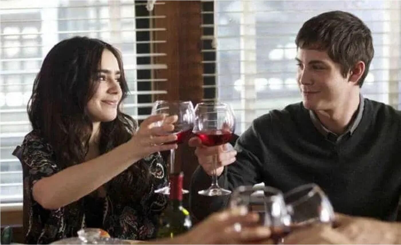 romantische filme auf youtube:Stuck in Love